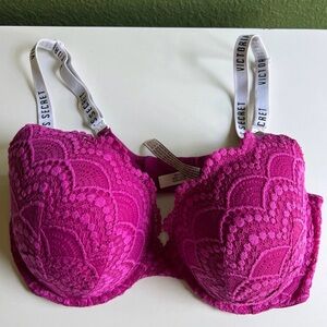 Victoria's Secret Fuchsia Lace Bra